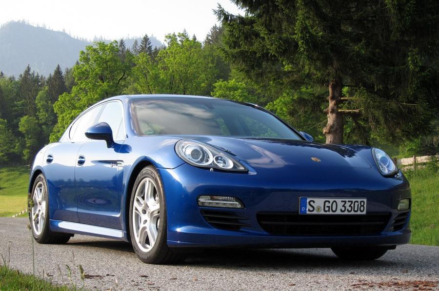  Porsche Panamera S Hybrid 2012 года  (фото 42 из 53)